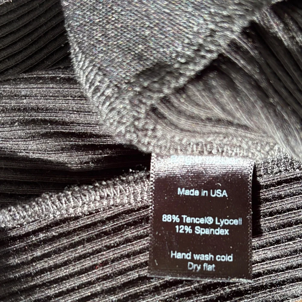 Angie Bauer S Black Ribbed Bodysuit - Picture 5 of 11